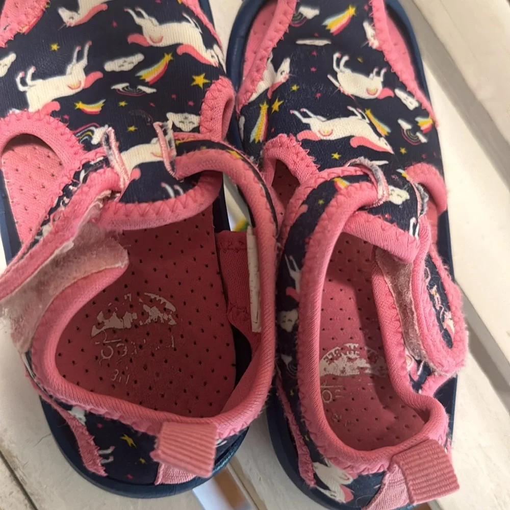Hybrid unicorn shoe